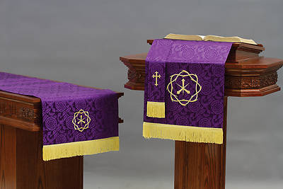 Picture of Abbott Hall TRN Purple Crown of Thorns Three-Piece Parament Set