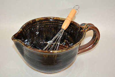 Picture of Porcelain Mixing Bowl - Black/Brown