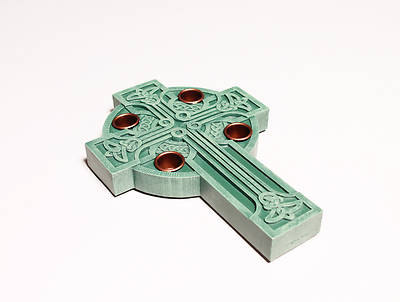 Picture of Celtic Cross Advent Candleholder with Candles