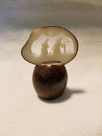 Picture of Nativity Scene on Tagua Slice with Base