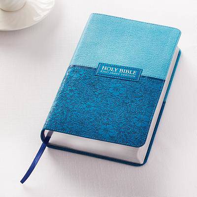 Picture of KJV Giant Print Lux-Leather Blue