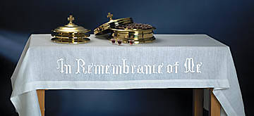 Picture of Lin-Look In Remembrance of Me Communion Table Cover - 49"x86"