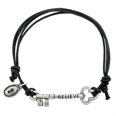 Picture of Believe Key Bracelet