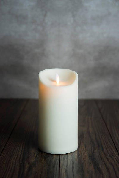 Picture of 7" Mystic Flameless White Outdoor Candle