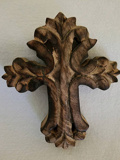 Picture of Brown Wooden Cross 4.5"