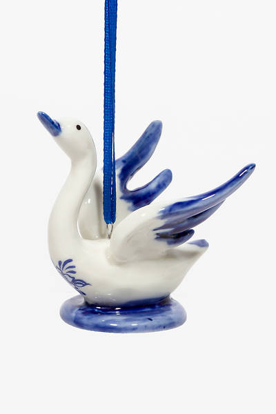 Picture of Porcelain Delft Blue Swan Flying Ornament