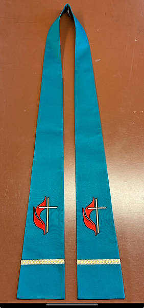 Picture of Stole Pleated Green with UM Cross and Flame