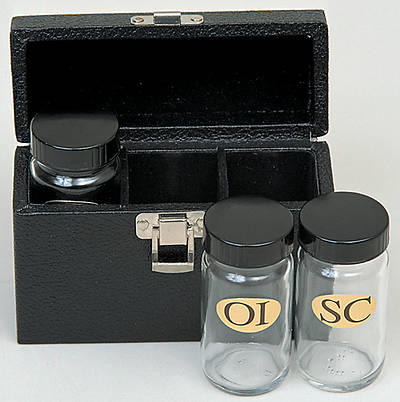 Picture of Sacristy Oil Set