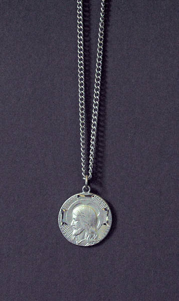 Picture of Head of Christ Medal in Silver Finish (#361)