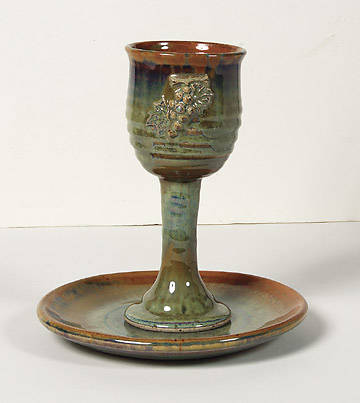 Picture of Porcelain Chalice and Paten Set