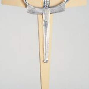 Koleys K330brass 78 Processional Crucifix Risen C Cokesbury