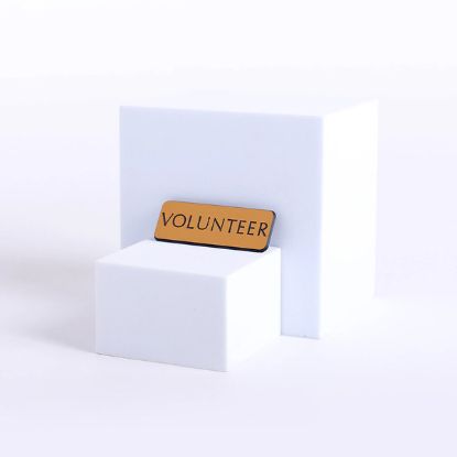 Picture of Badge Engraved Contemporary Volunteer Gold Magnet
